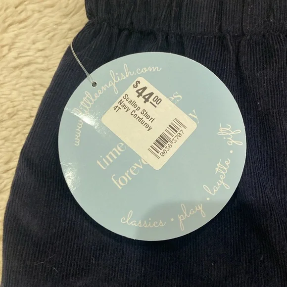 NWT Little English Navy Corduroy Scallop Shorts - Picture 4 of 5